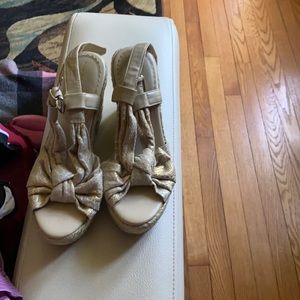 Laura Ashley New platform sandals